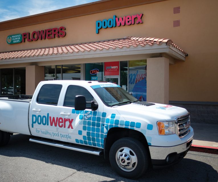 PP App 1080 Poolwerx outside