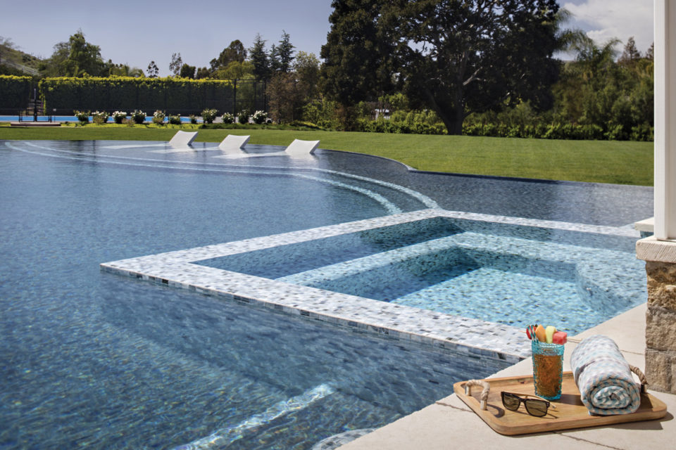 PP18 4 Web Feature Waterproofing Lunada