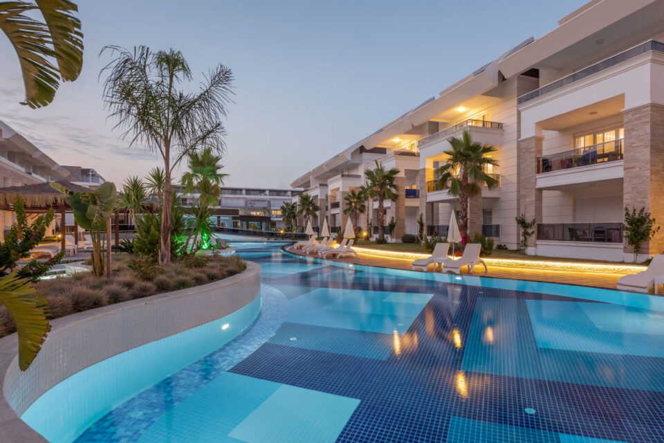 StateOfCommercialPoolIndustry Main