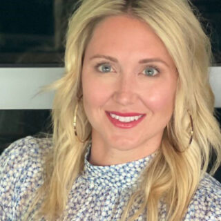 PP23 6 Web 30U40Laura Denbar