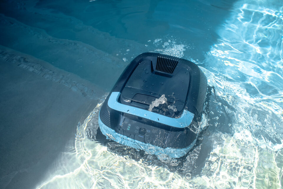 Maytronics Dolphin EON